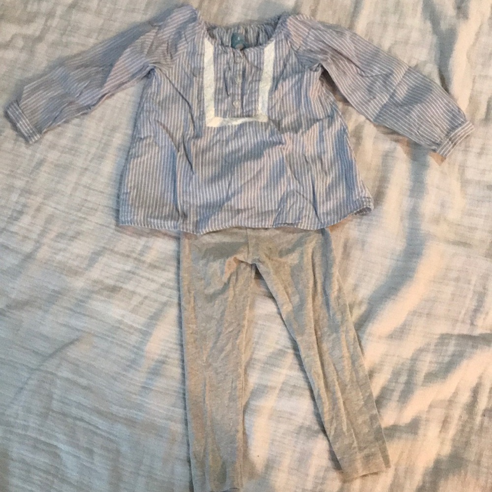 Baby gap shirt and carters leggings
